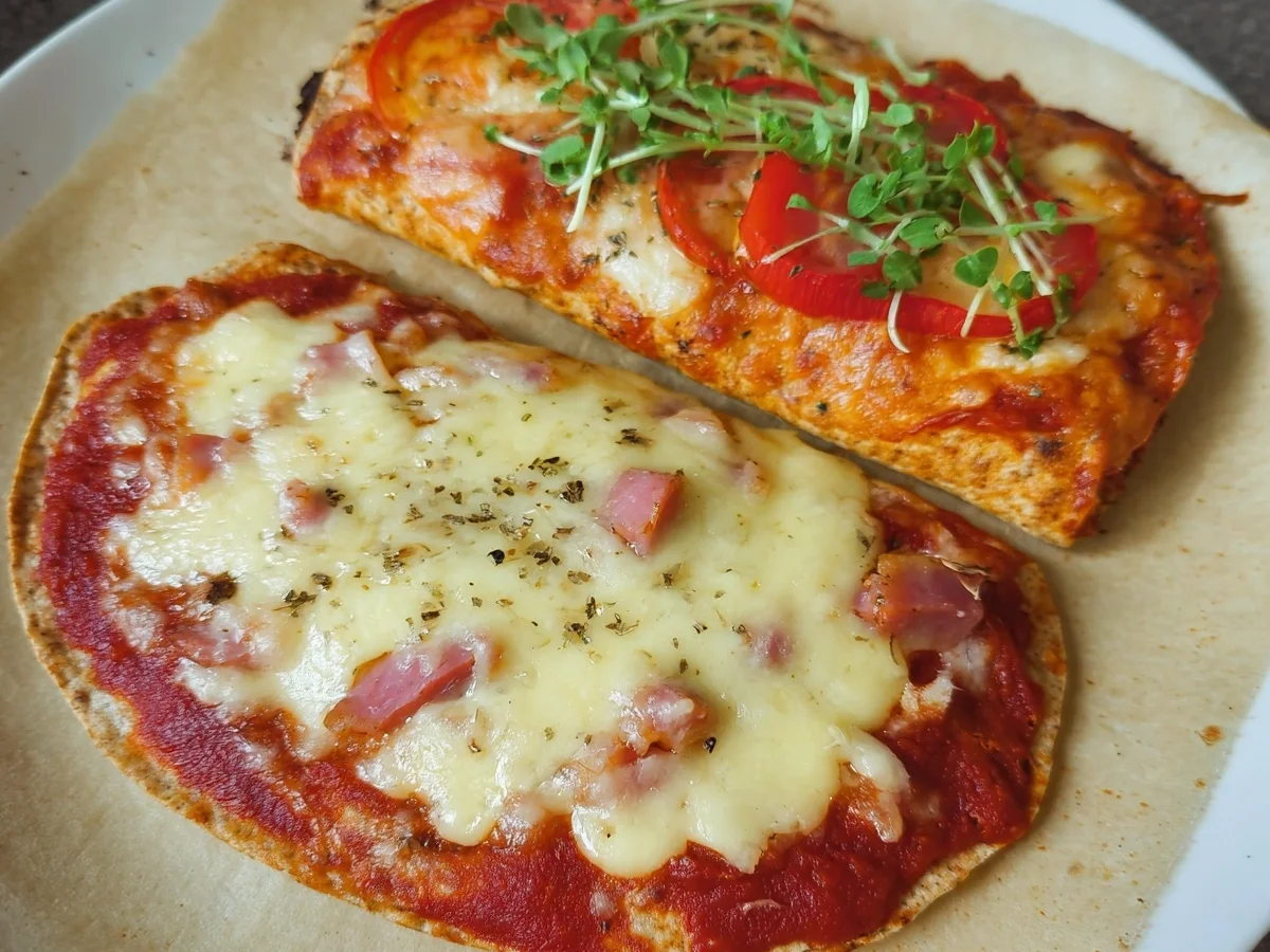 Wrap-Pizza: Kalorienarm, schnell & einfach in 5 Minuten - Beitragsbild